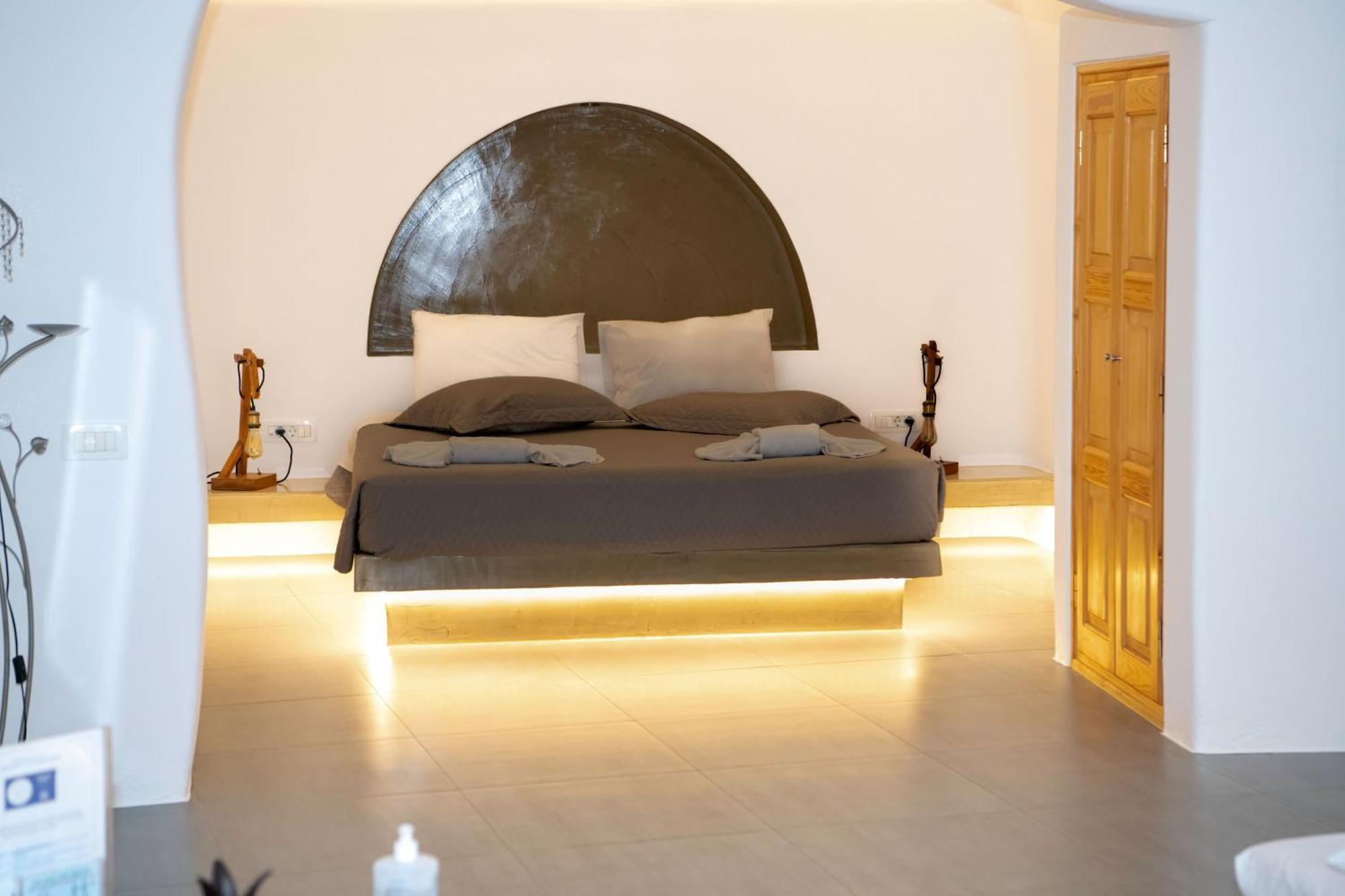 Luxe Efis Home Sea View 4 Villas & 4 Prive Jacuzzi إيميروفيغلي المظهر الخارجي الصورة